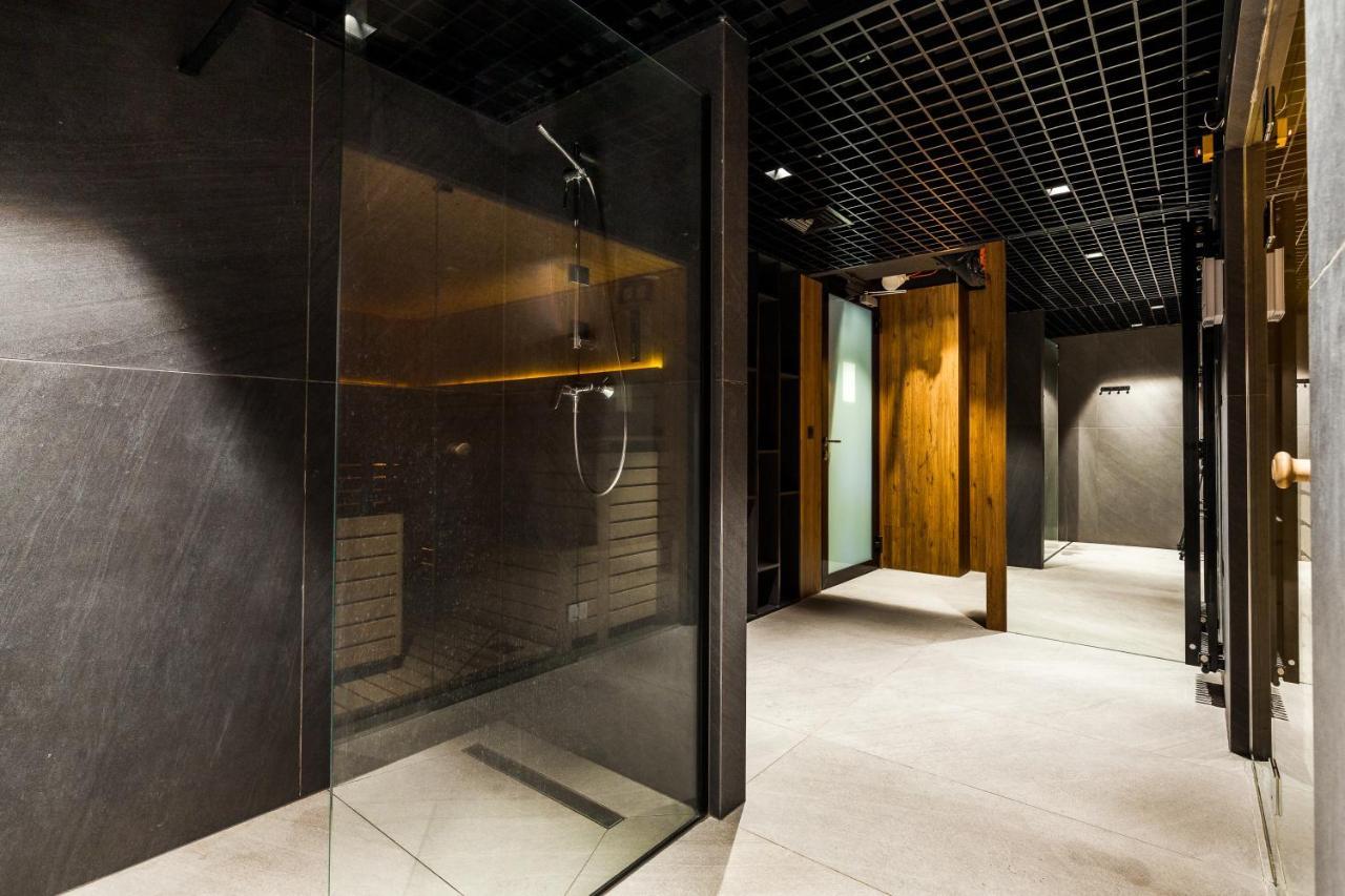Uroczy Apartament W Centrum Starego Miasta 格但斯克 外观 照片